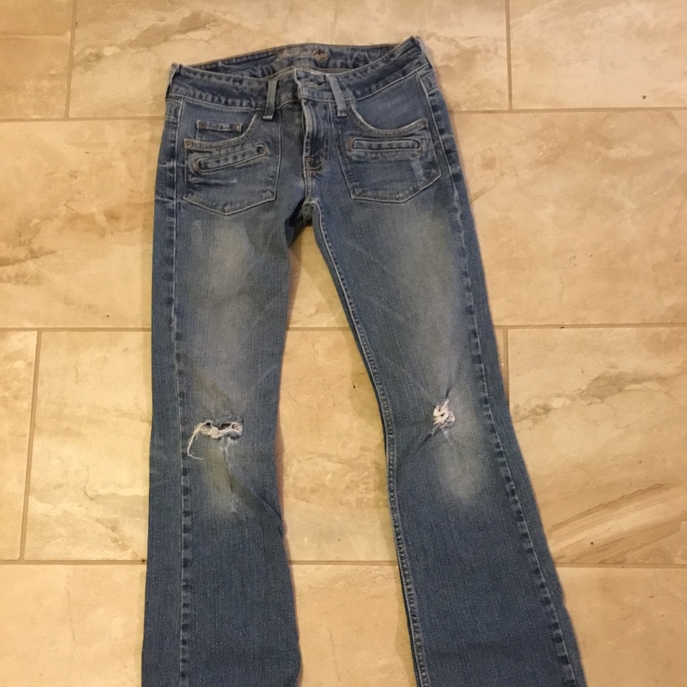 American Eagle Distressed Ripped Jeans